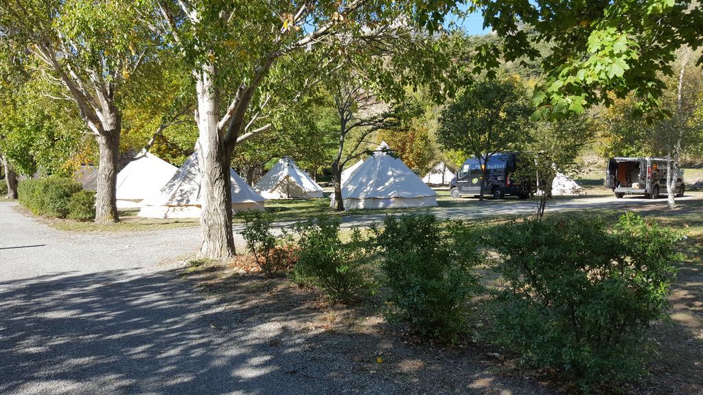 Camping New Rabioux Chateauroux-les-Alpes Esterno foto